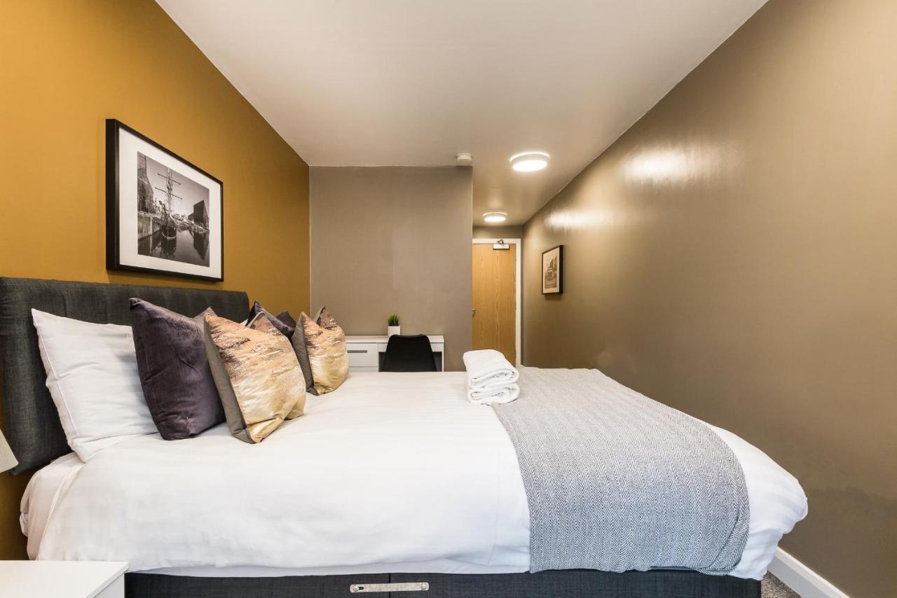Host Apartments - Spacious 3 Bed Apartment With 3 Ensuites Liverpool Ngoại thất bức ảnh