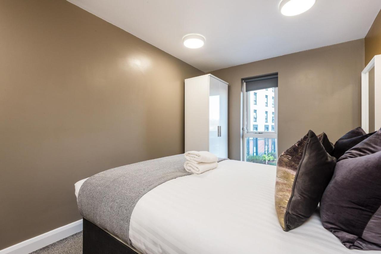 Host Apartments - Spacious 3 Bed Apartment With 3 Ensuites Liverpool Ngoại thất bức ảnh